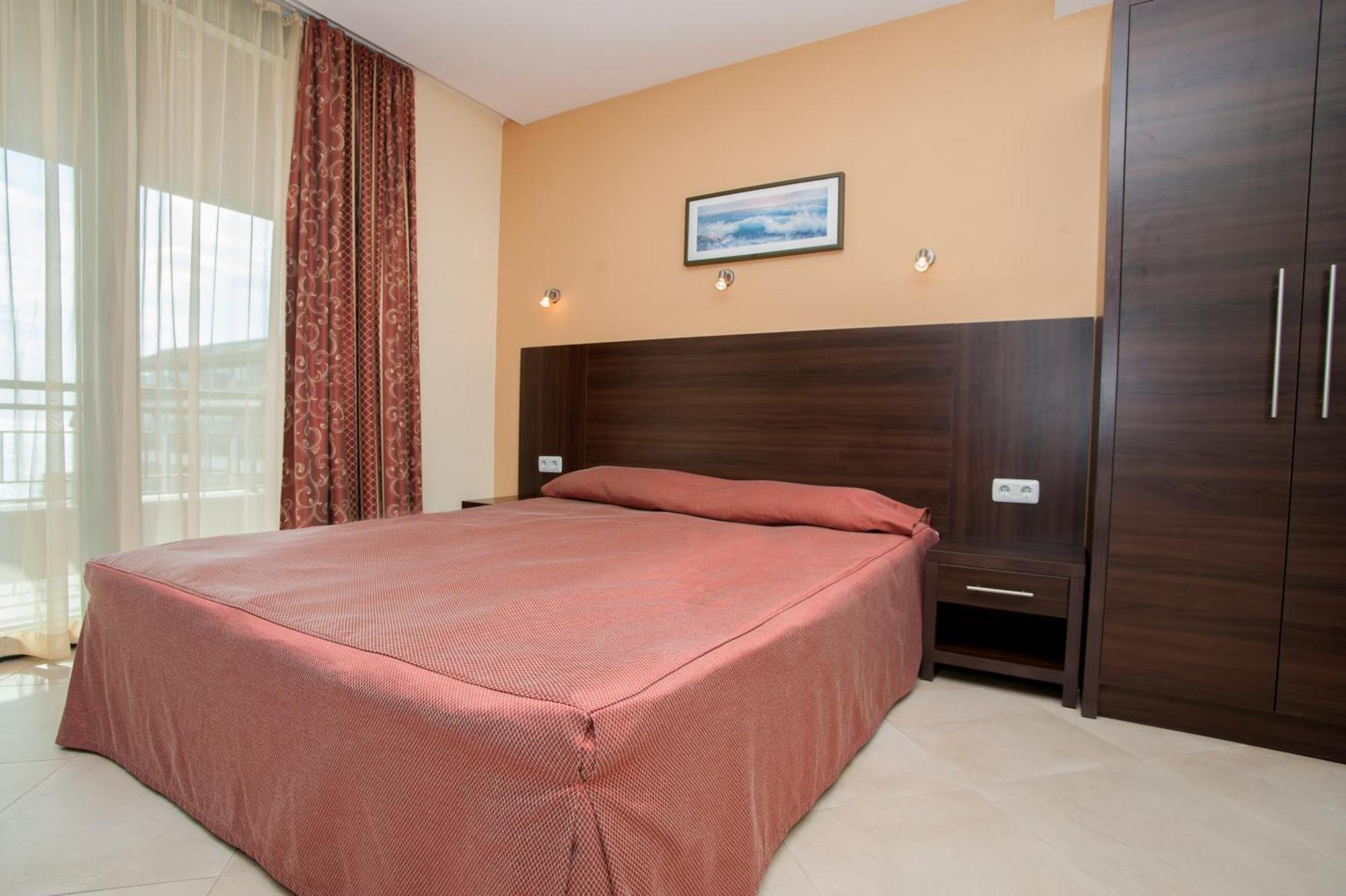 Marina City Aparthotel Balchik Extérieur photo