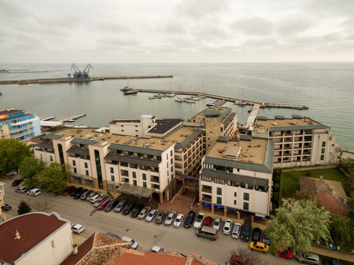 Marina City Aparthotel Balchik Extérieur photo